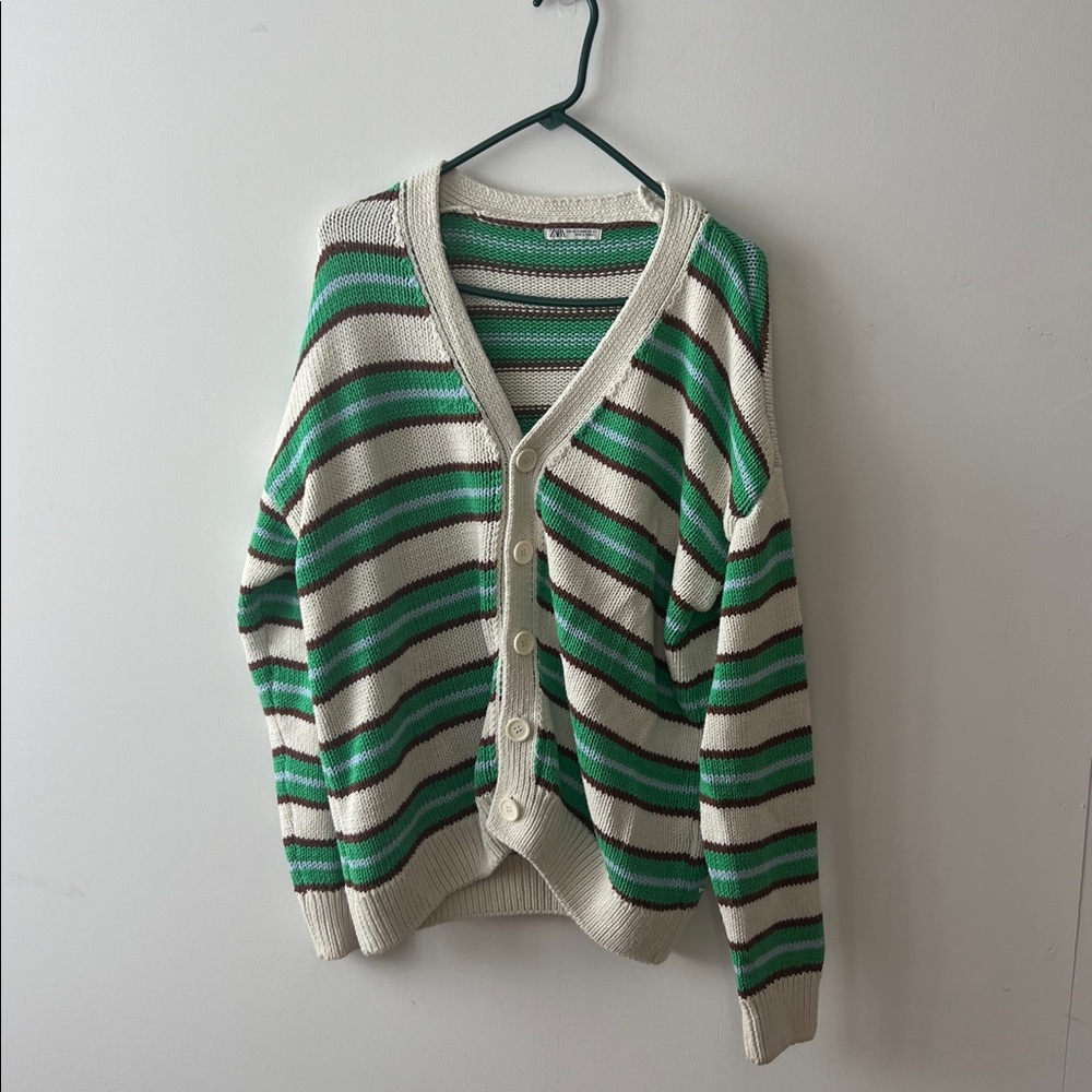 Zara Green and Cream Knit Sweater